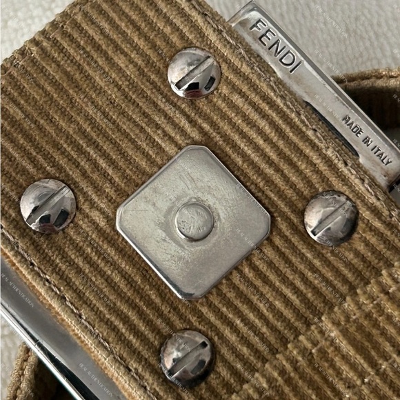 Vintage Fendi Brown Corduroy Baguette Bag - Picture 9 of 16